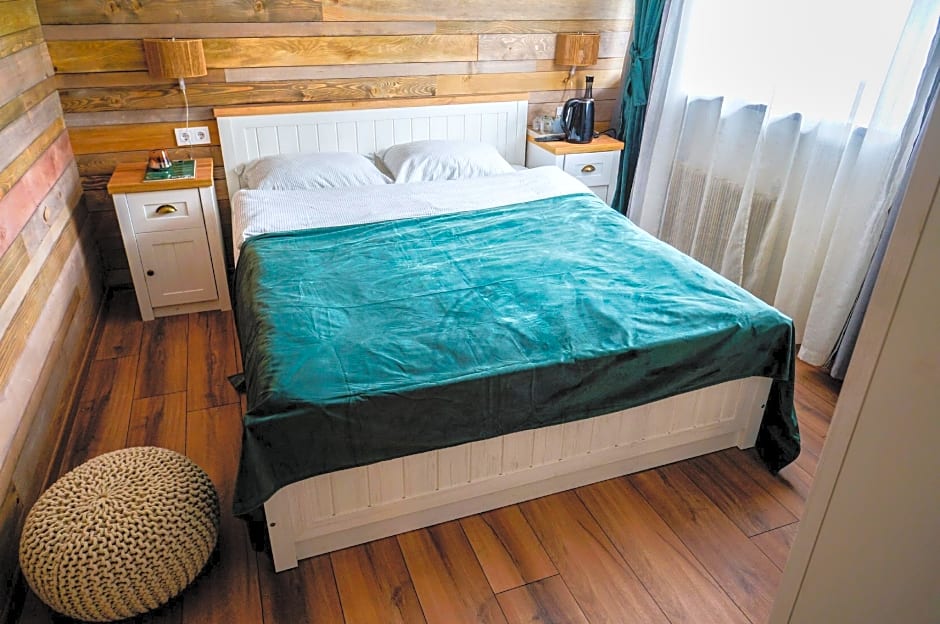 Photo 1 of 8 of Double Room