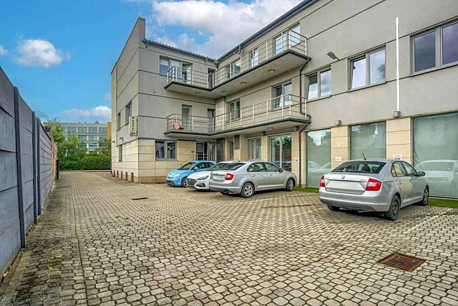 Sport Rooms II Chodakowska Warszawa