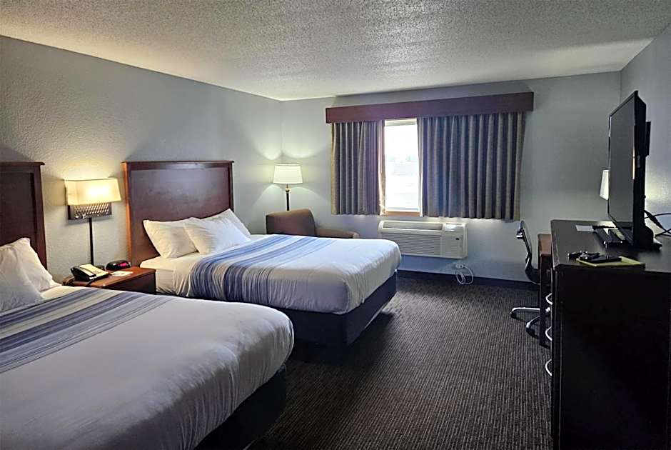 AmericInn by Wyndham Marshall