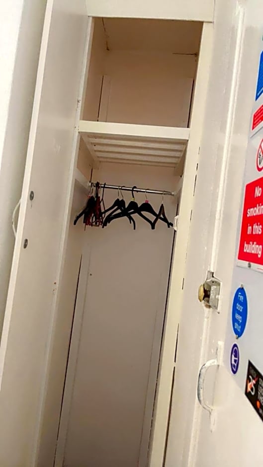 Fern Villa Hotel - Albert Road