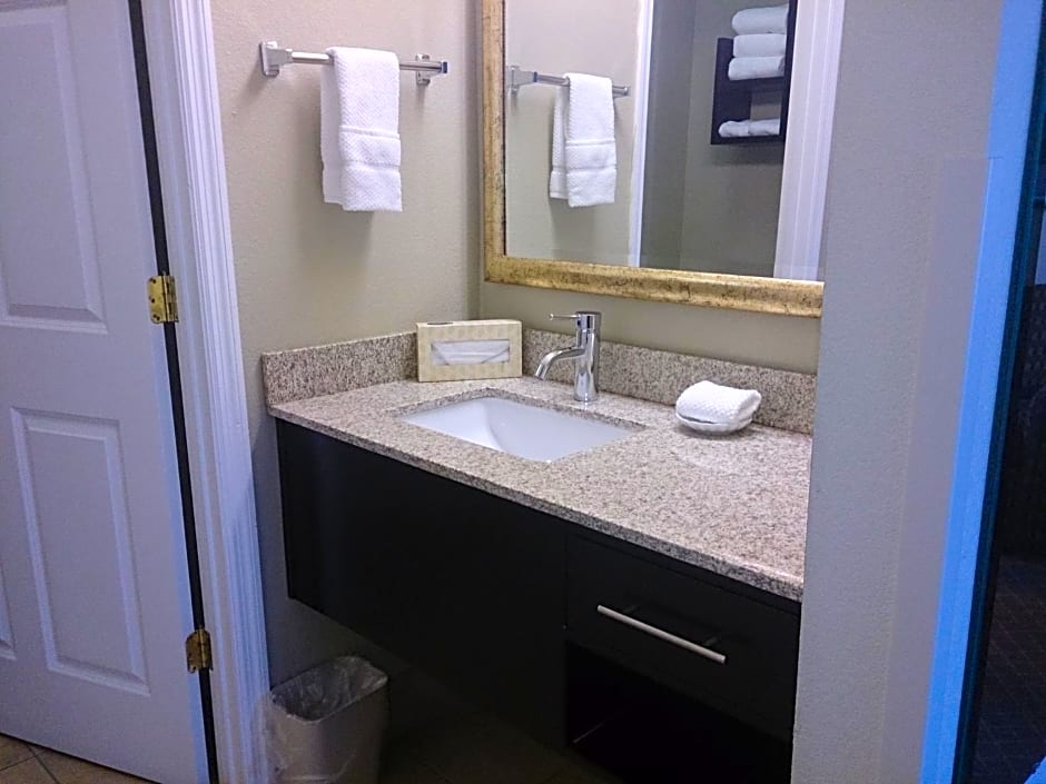Staybridge Suites Columbus-Airport By IHG