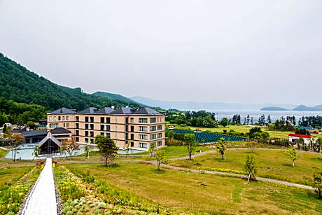 Lake Toya Tsuruga Resort Hikari no uta