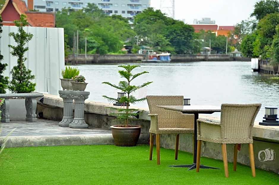 NORN Canalside Bangkok Hotel โรงแรมนอนริมคลอง