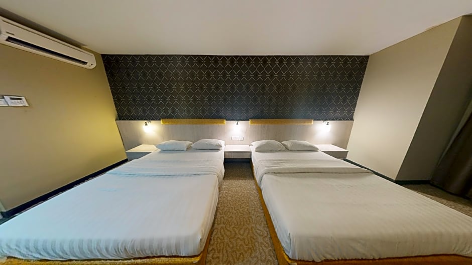 Clover Hotel