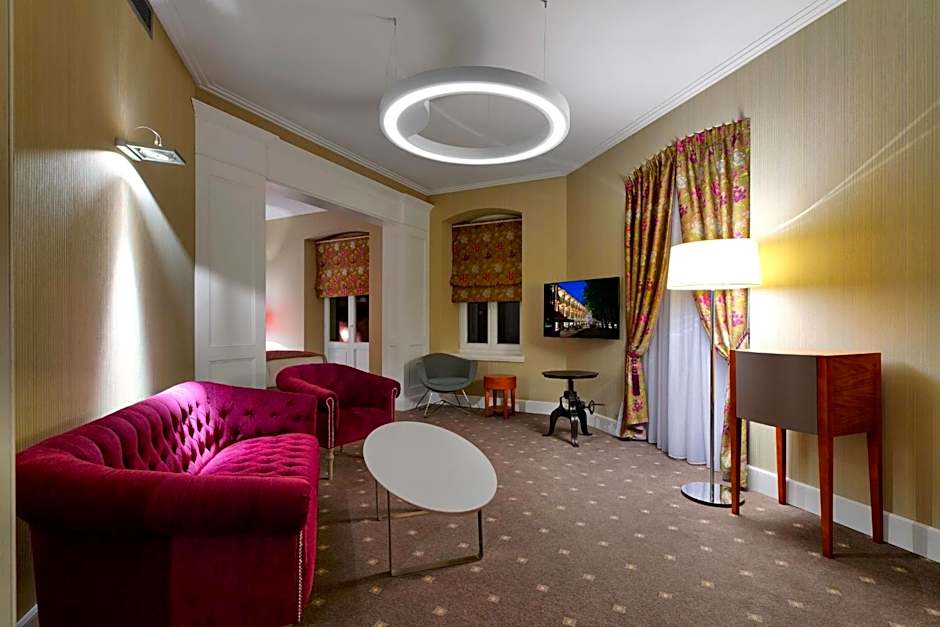 Bristol Art & Medical SPA