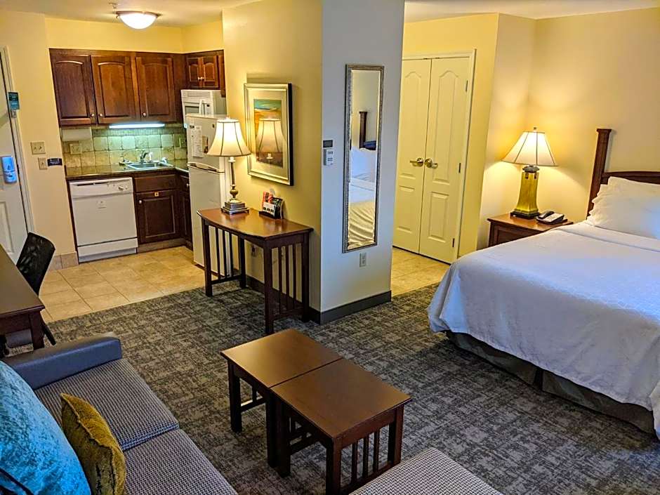 Staybridge Suites Indianapolis-Carmel By IHG