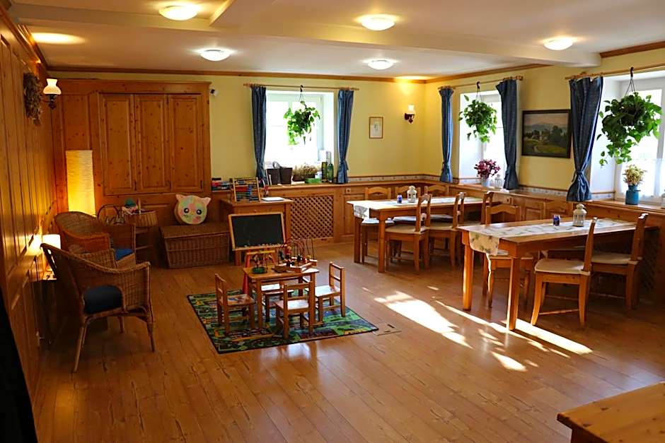 Hotel U Pekaře - Jítravský Dvorec