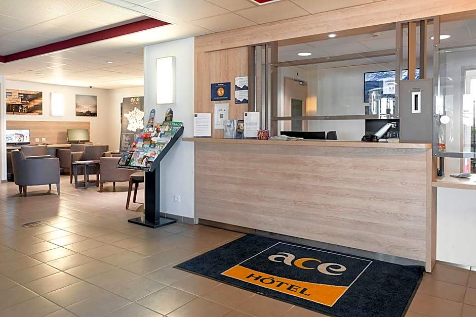 Ace Hôtel Paris Sud Villabe