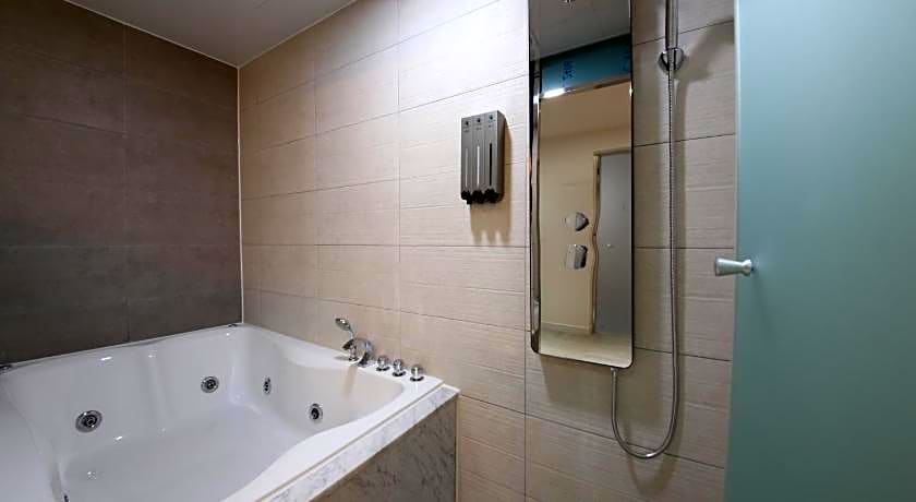 Two Nights Business Hotel