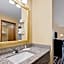 Super 8 by Wyndham Iowa Falls