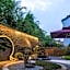 Wudangshan Jianguo Hotel