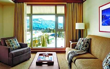 ONE BEDROOM UPPER FLOOR SUITE