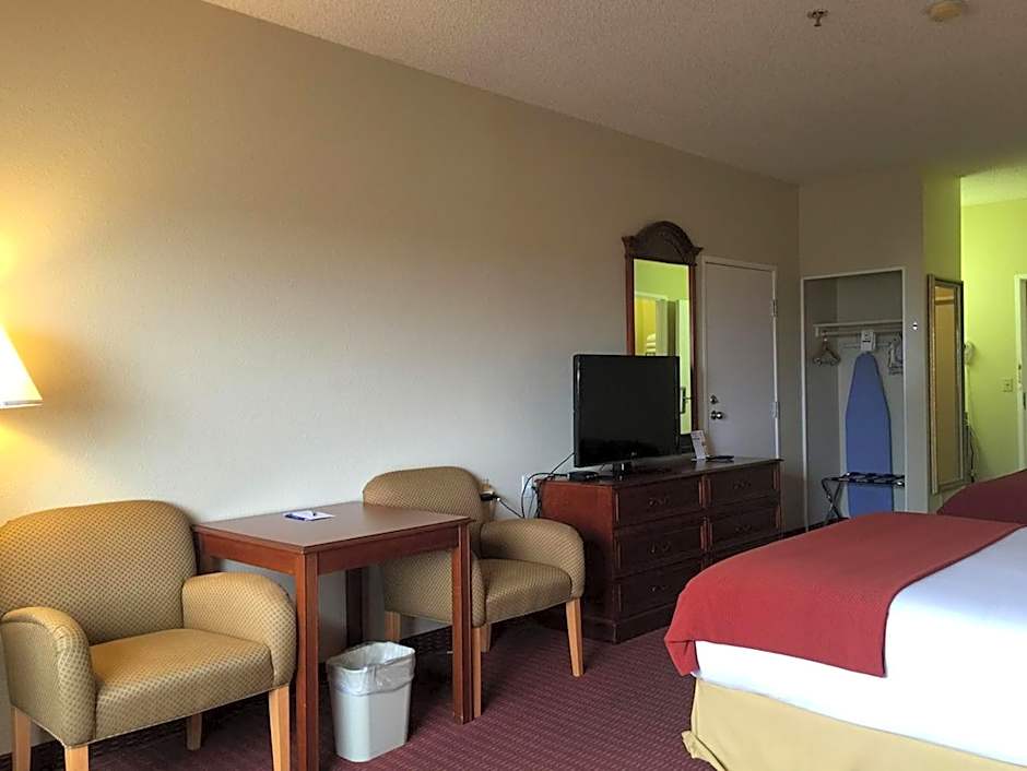 Baymont Inn & Suites by Wyndham