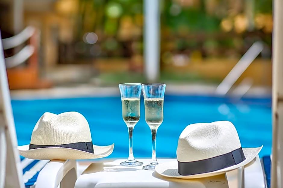 Amarilis Flat Service