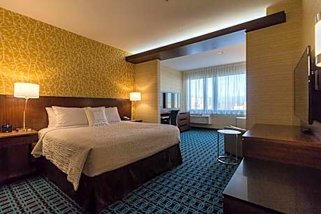 King Studio with Sofa Bed