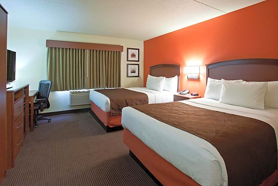 AmericInn by Wyndham Grand Forks