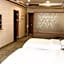 Meiling Hotel (Guangzhou IGC Tiande Square liede subway station shop)