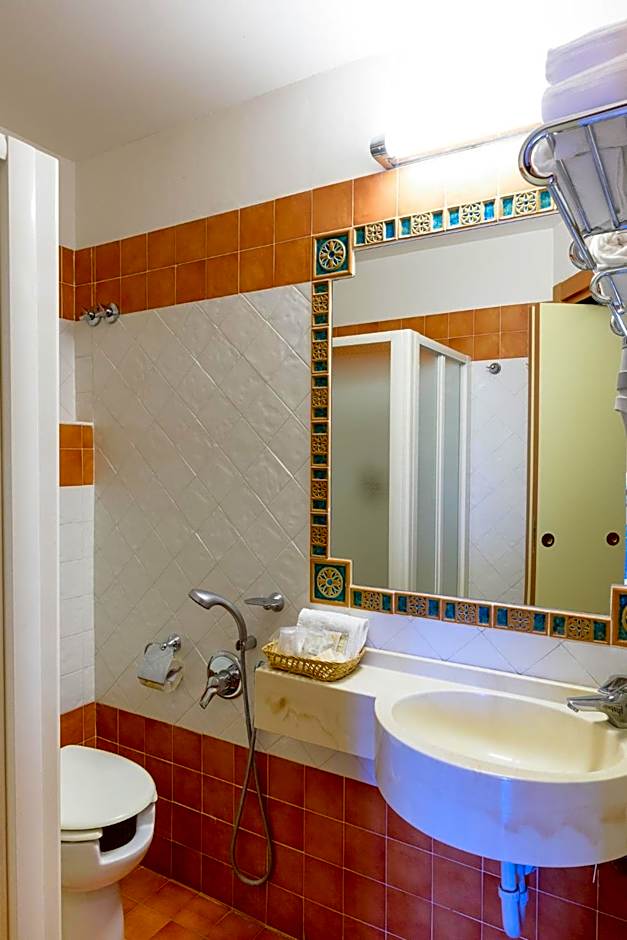 Hotel Audi Frontemare