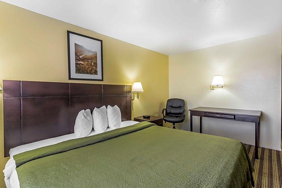 Quality Inn Clovis