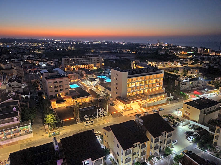 Sun Palace Protaras Waterpark Resort