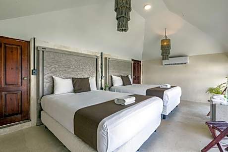 Deluxe Double Room with Balcony and City Views