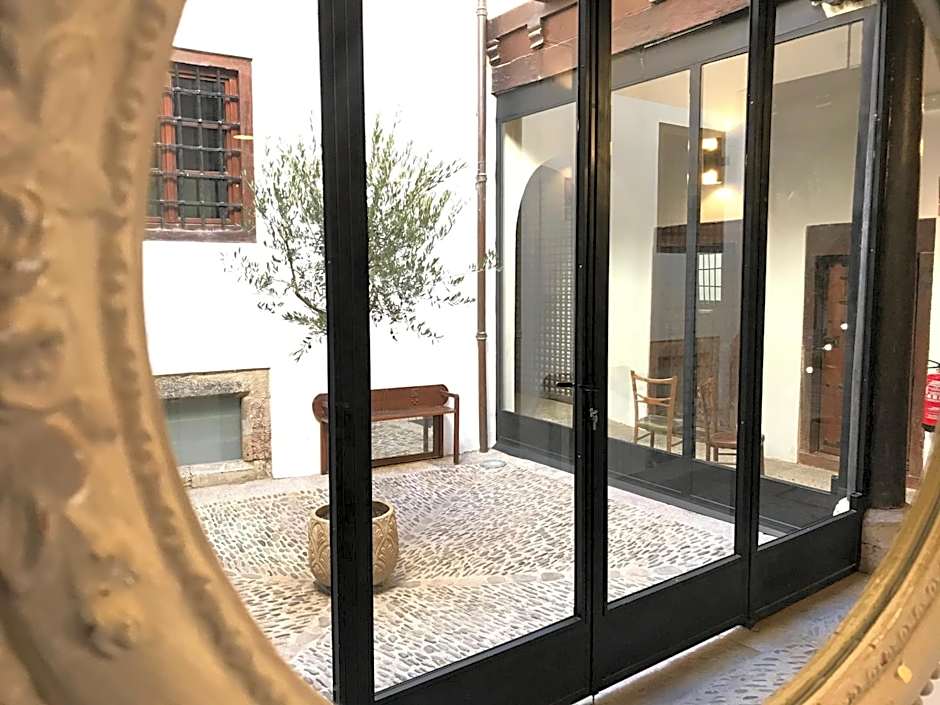 Quartier Leon Hostel Jabalquinto