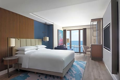 Executive King Room with  Sea View, Executive lounge access