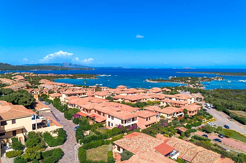 Baia de Bahas Residence