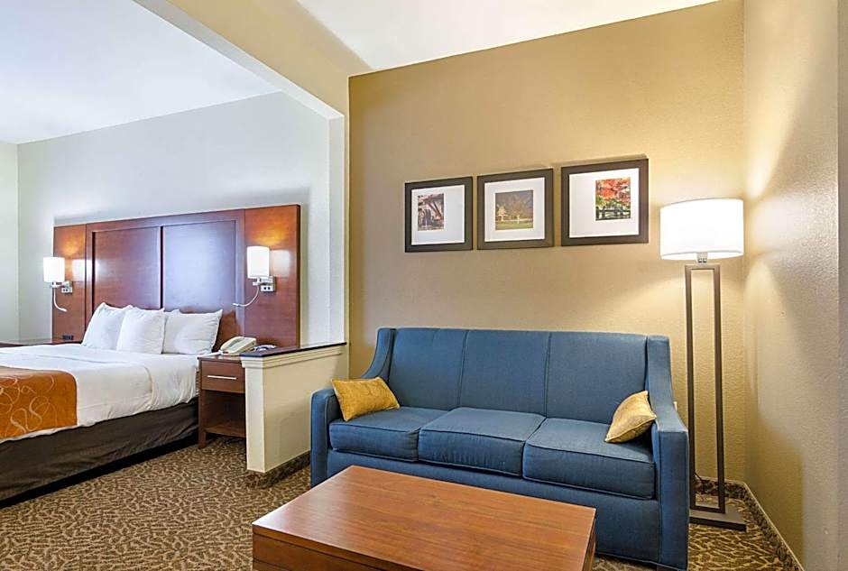 Quality Suites Springdale West I-49