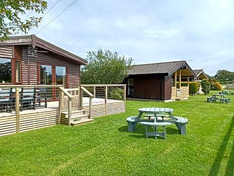 Green View Lodges