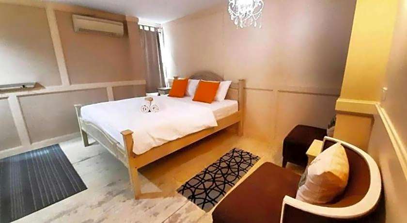 The Royal Chiangkhan Boutique Hotel