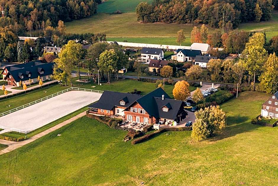 Hotel U Pekaře - Jítravský Dvorec