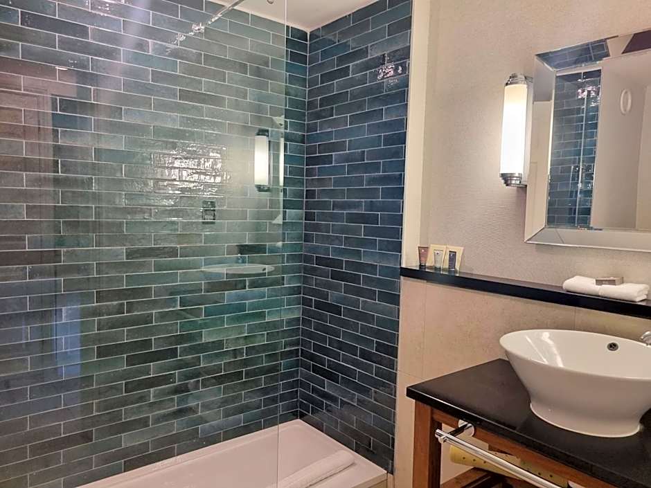 Rowhill Grange Hotel & Utopia Spa