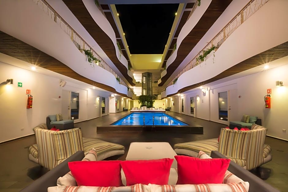 In Fashion Hotel & Spa - Adults Only