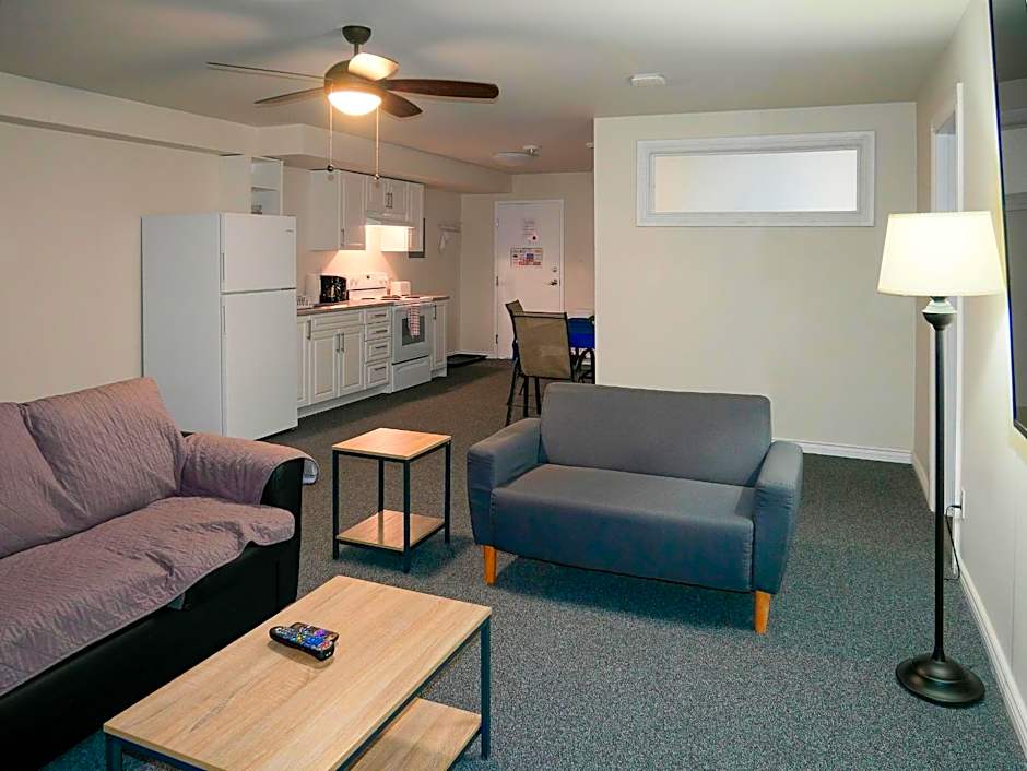 Photo 1 of 33 of Prospectors Inn