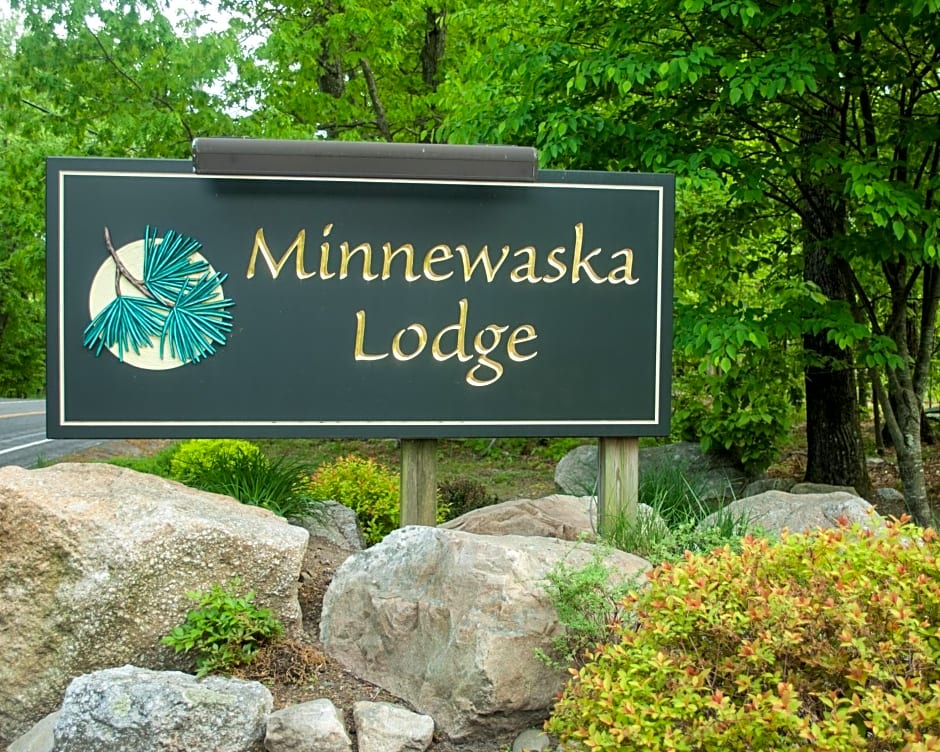 Minnewaska Lodge