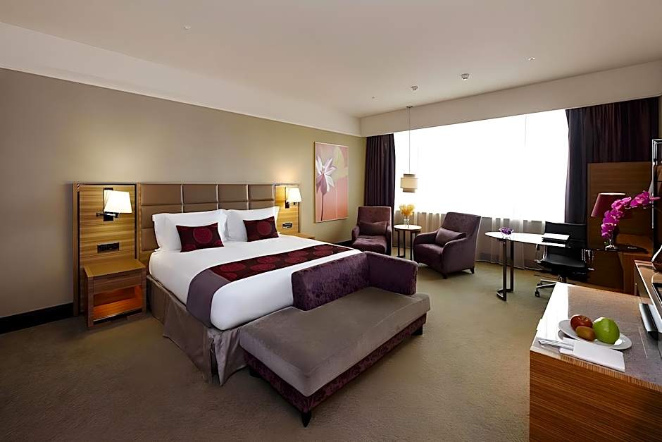 Fullon Hotel Taipei, Central