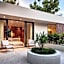 Lyvin Bingin Villas