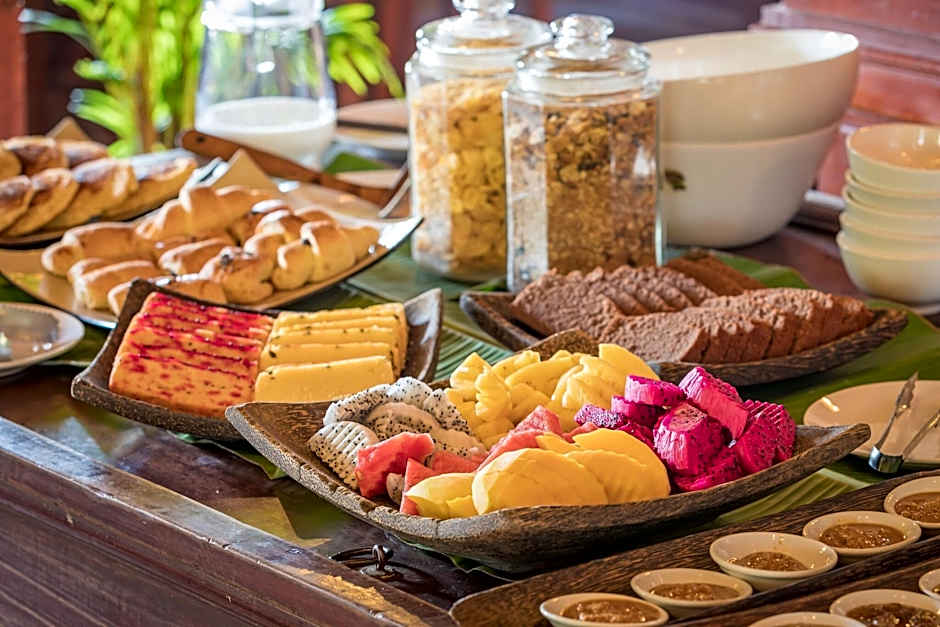 Sambor Village Hotel