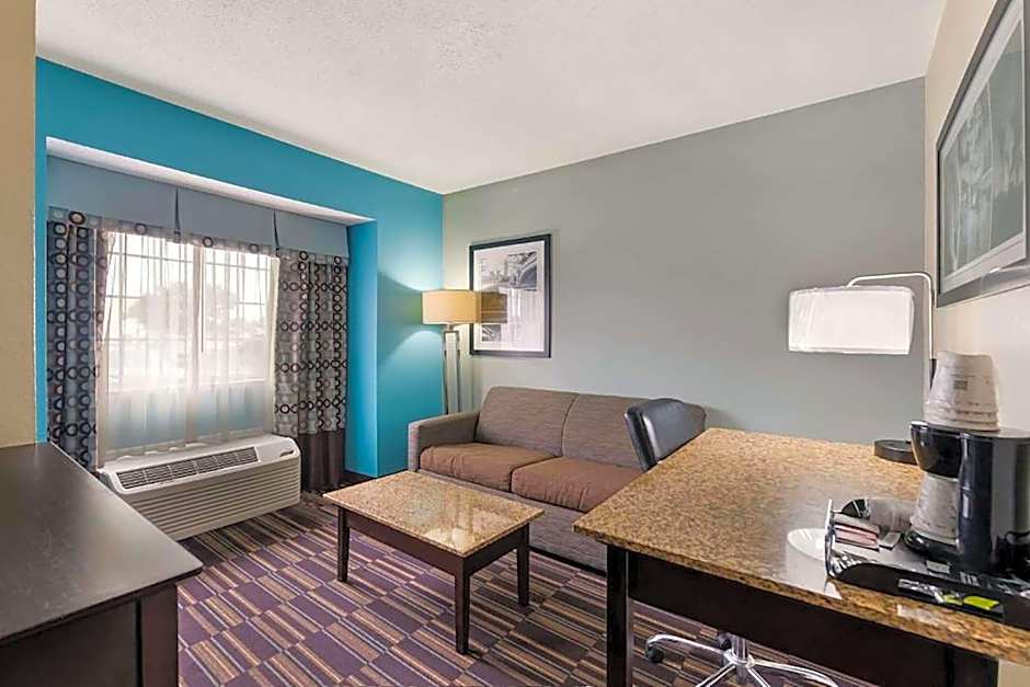 Baymont by Wyndham Elizabeth City