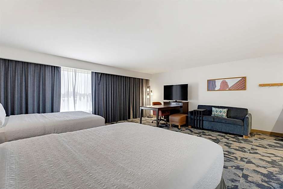 Hampton Inn Detroit/Dearborn