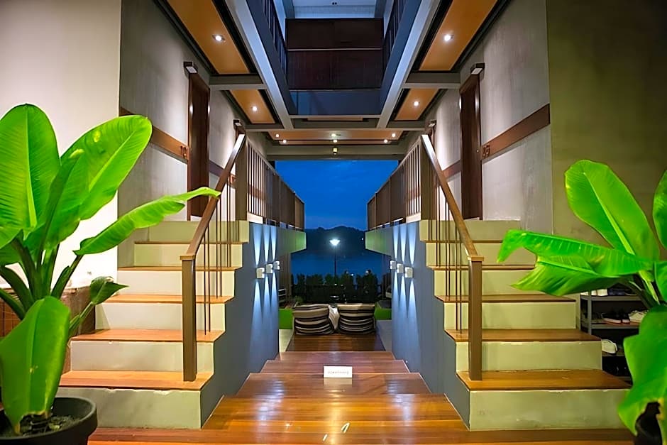 Chic Chiangkhan Hotel
