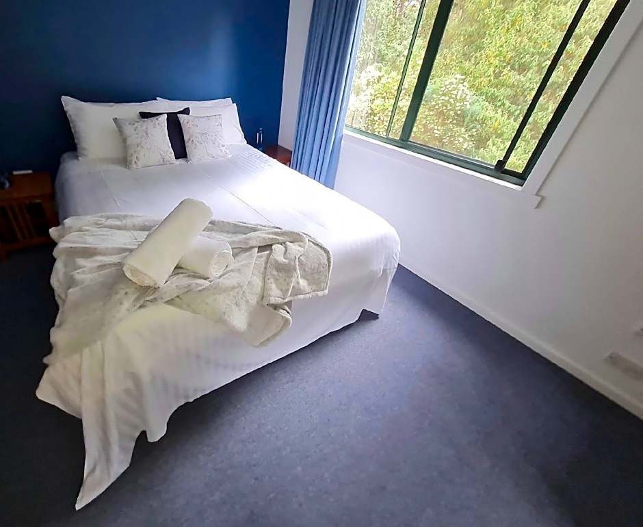 Huon Bush Retreats
