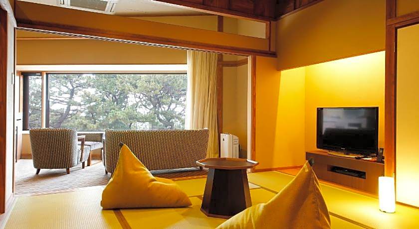 Awaji Hamarikyu - Sumoto Onsen