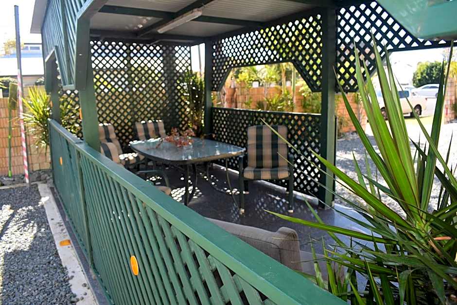 The Queenslander Motel