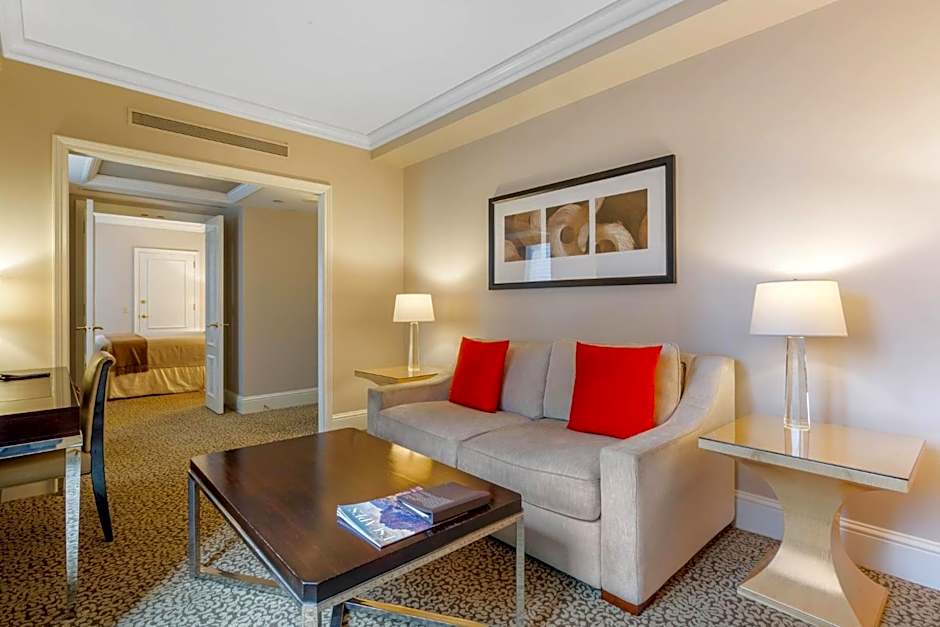 Omni Berkshire Place