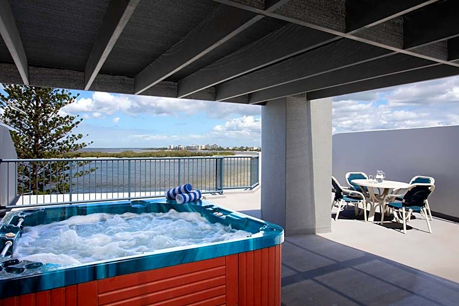 BreakFree Grand Pacific