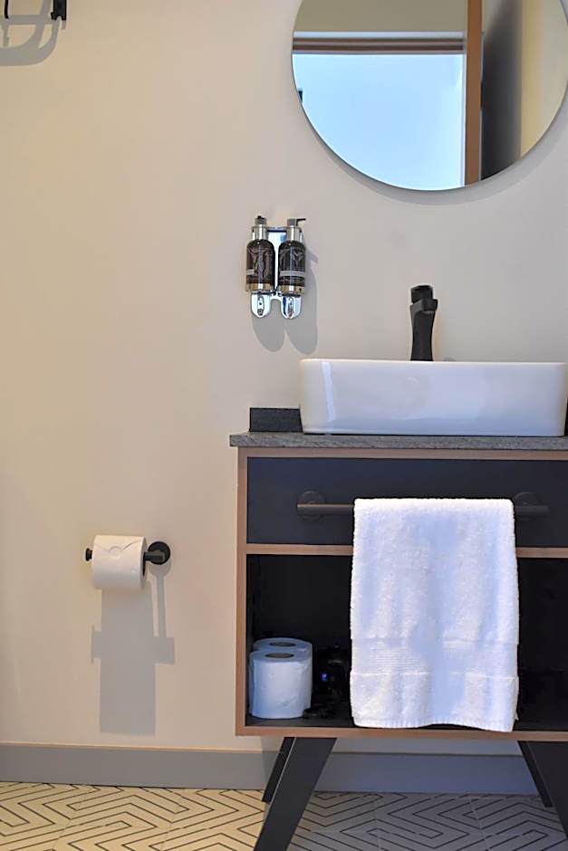 Tanat Art Boutique Hotel
