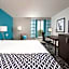 La Quinta Inn & Suites by Wyndham Atlanta Airport North