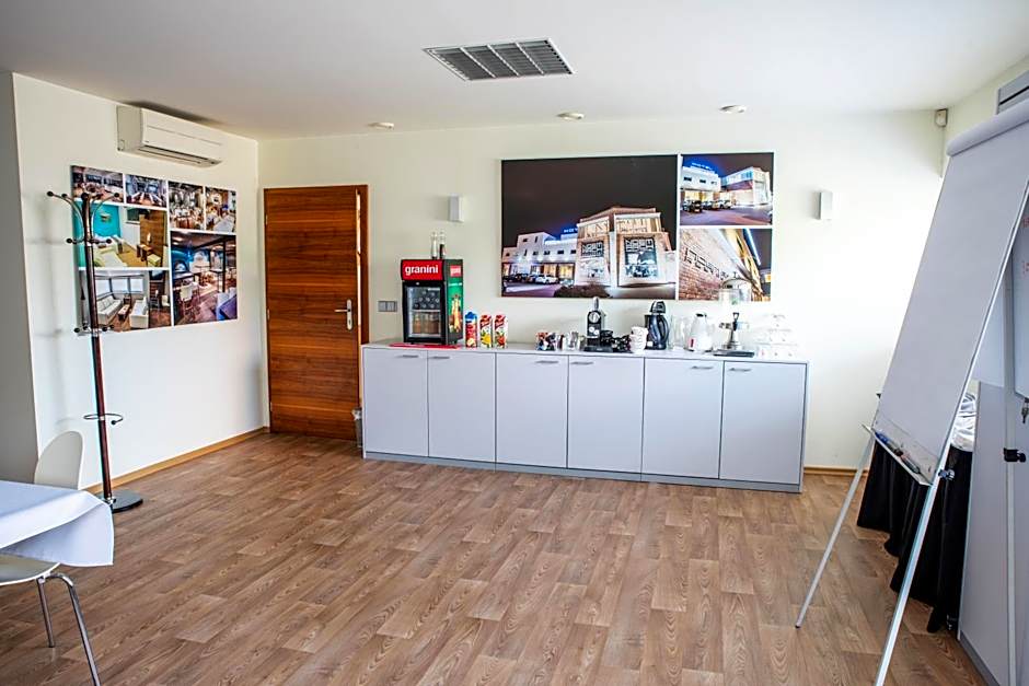 Restaurant & Design Hotel Noem Arch